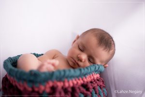 عکس نوزاد در سبد