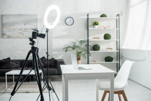 تجهیزات مورد نیاز برای ساخت استاپ موشن تبلیغاتی