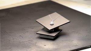 نورپردازی در عکاسی گردنبند
